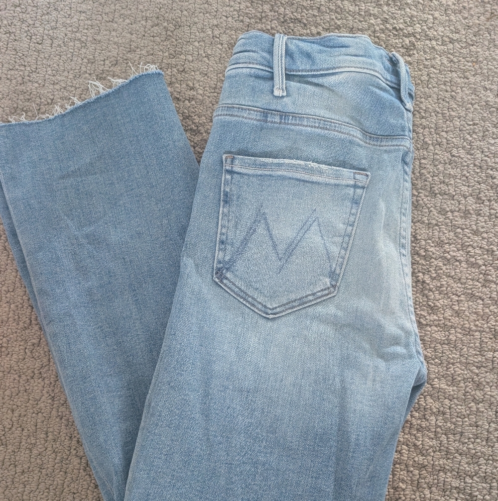 MOTHER Hustler Ankle Fray Light Wash Straight Leg Jeans